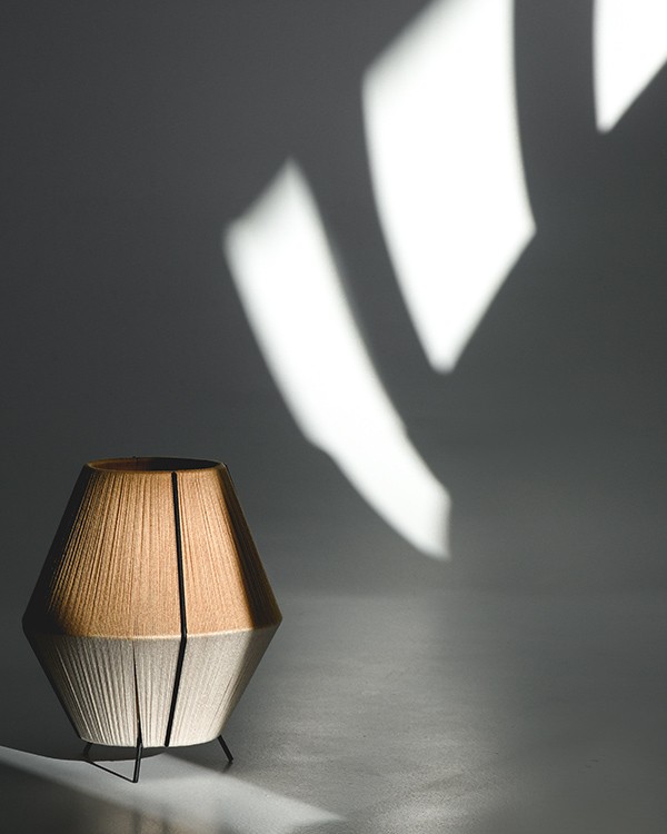 Hommetry lamp, in a place