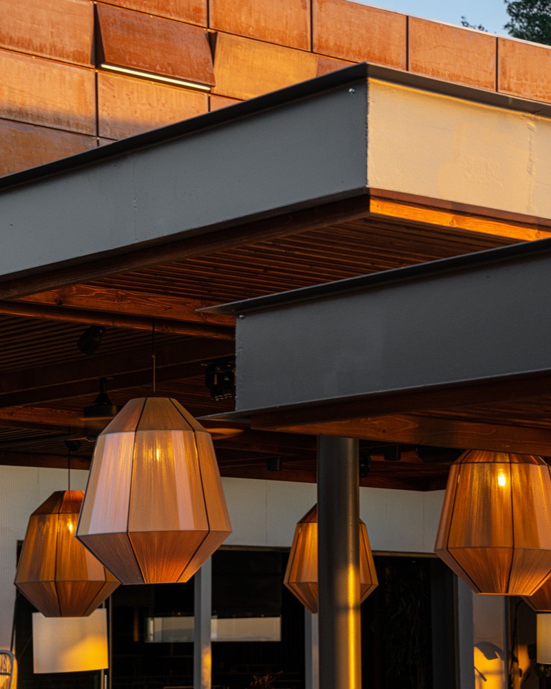 Hommetry lamps, house