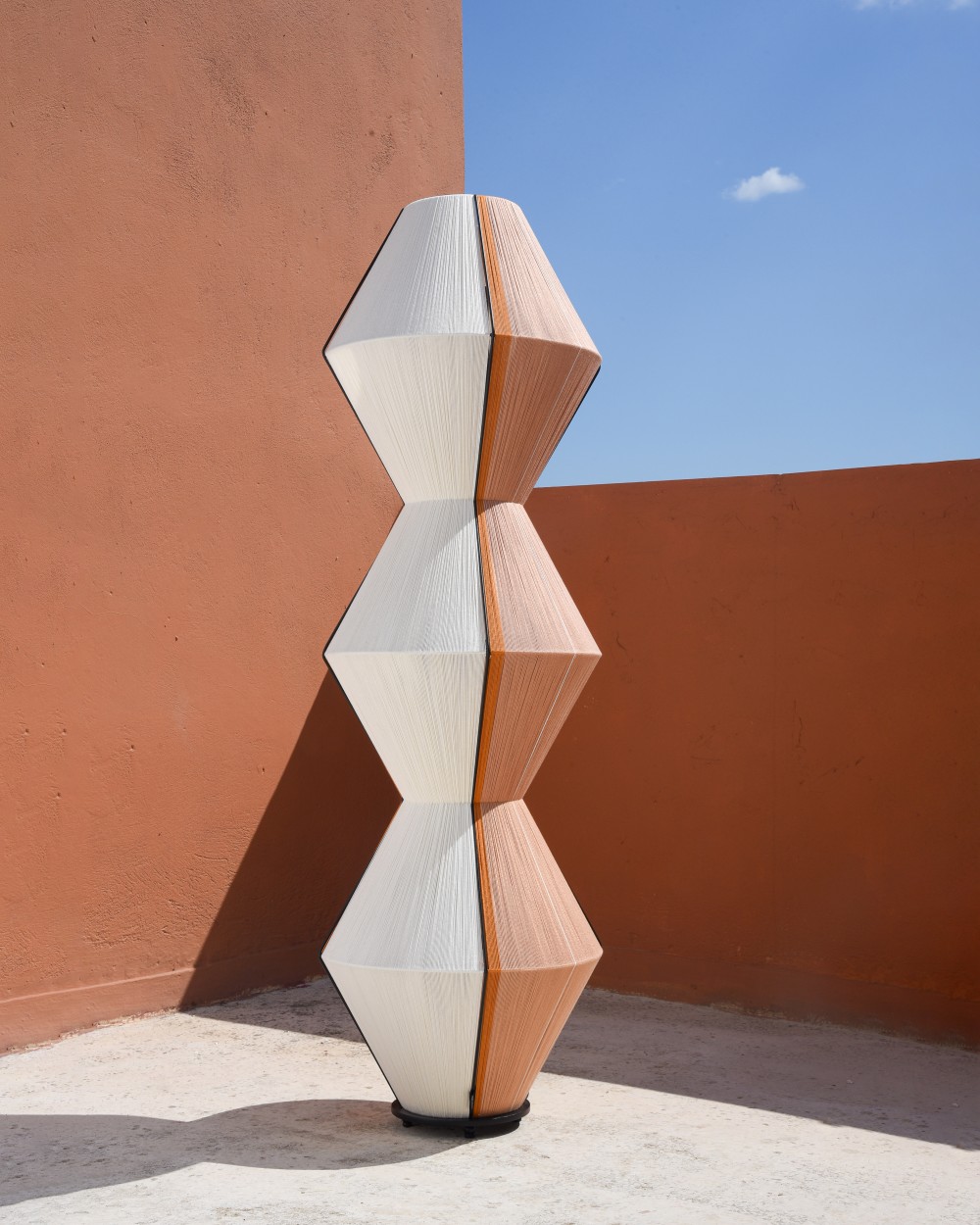 STELE floor lamp by HOMMETRY